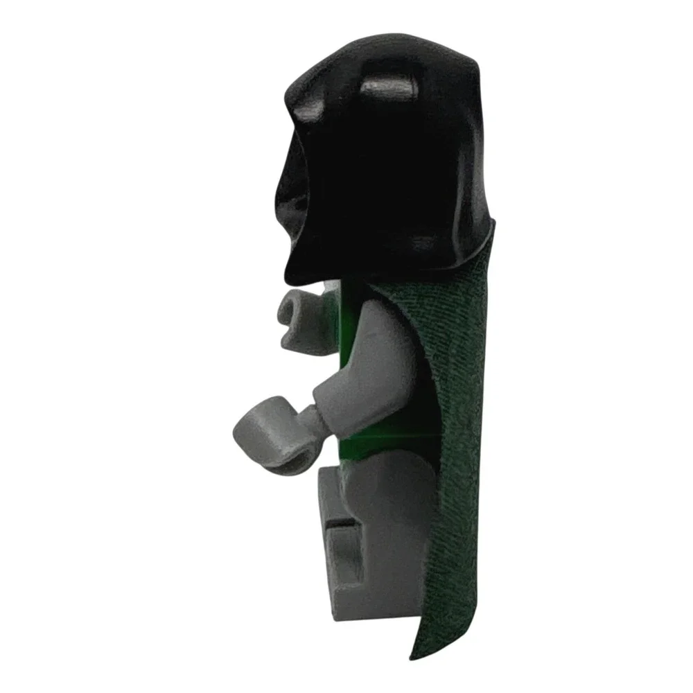 LEGO Marvel Super Heroes Doctor Doom Minifigure Dr. Doom Green Tunic Fabric Cape